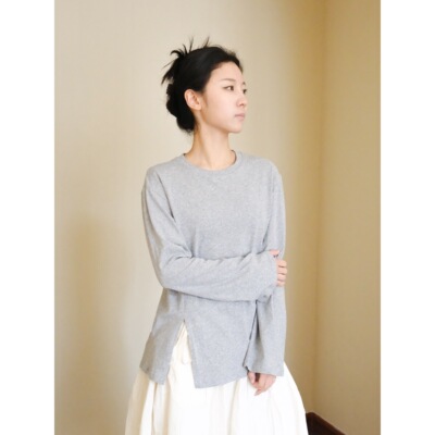 纯棉侧开叉极简套头T恤