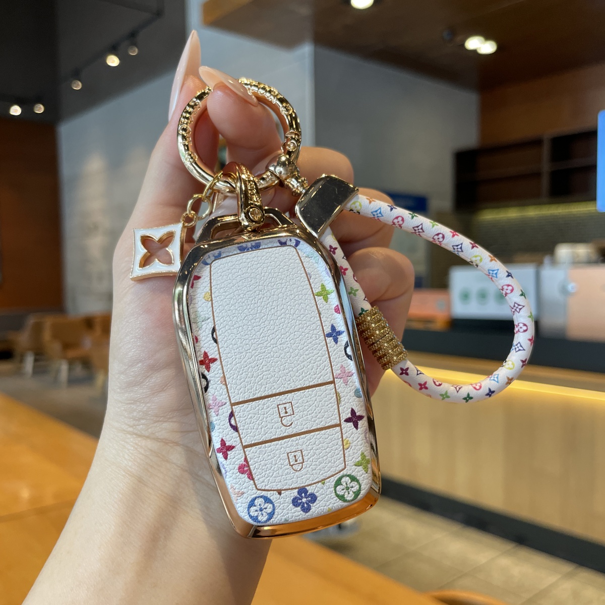 适用丰田卡罗拉钥匙套雷凌锐放折叠锐志荣放车汉兰达锋威兰达壳扣