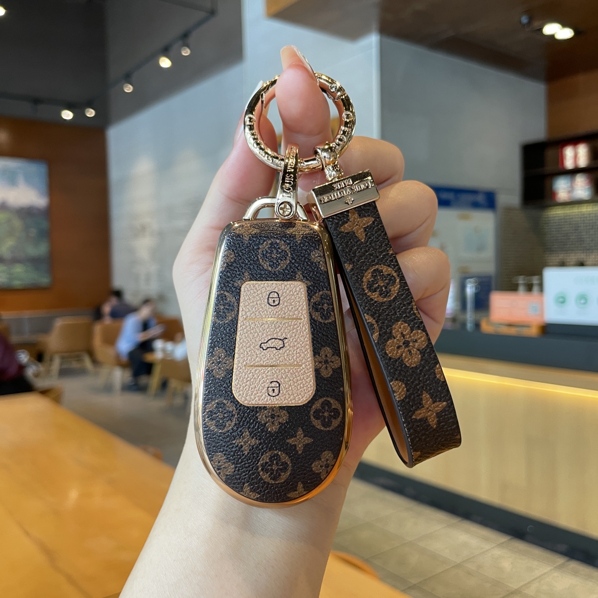 适用于日产N7钥匙套包26款东风日产n7新能源汽车遥控保护皮套包扣