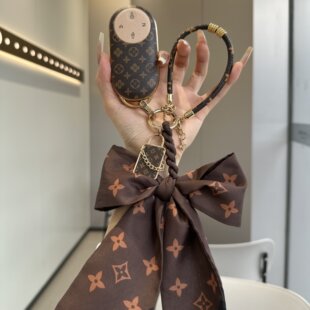 适用2025款智界R7钥匙套新款LUXEED智界S7实体蓝牙汽车保护壳包扣