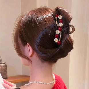 新年红色山茶花大号水钻抓夹女后脑勺盘发发夹过年本命年夹子头饰