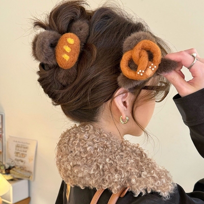 毛绒卡通头发抓夹女发量少高级感2025新款后脑勺AB面半扎发鲨鱼夹