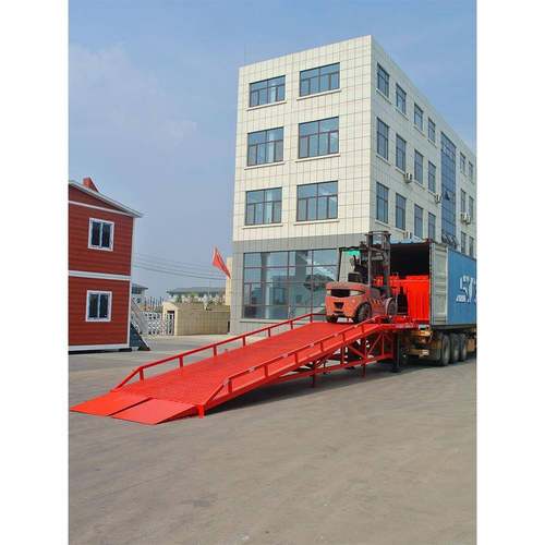 移动式液压登车桥集装箱装卸平台叉车卸货装车爬梯登高桥爬梯跑道