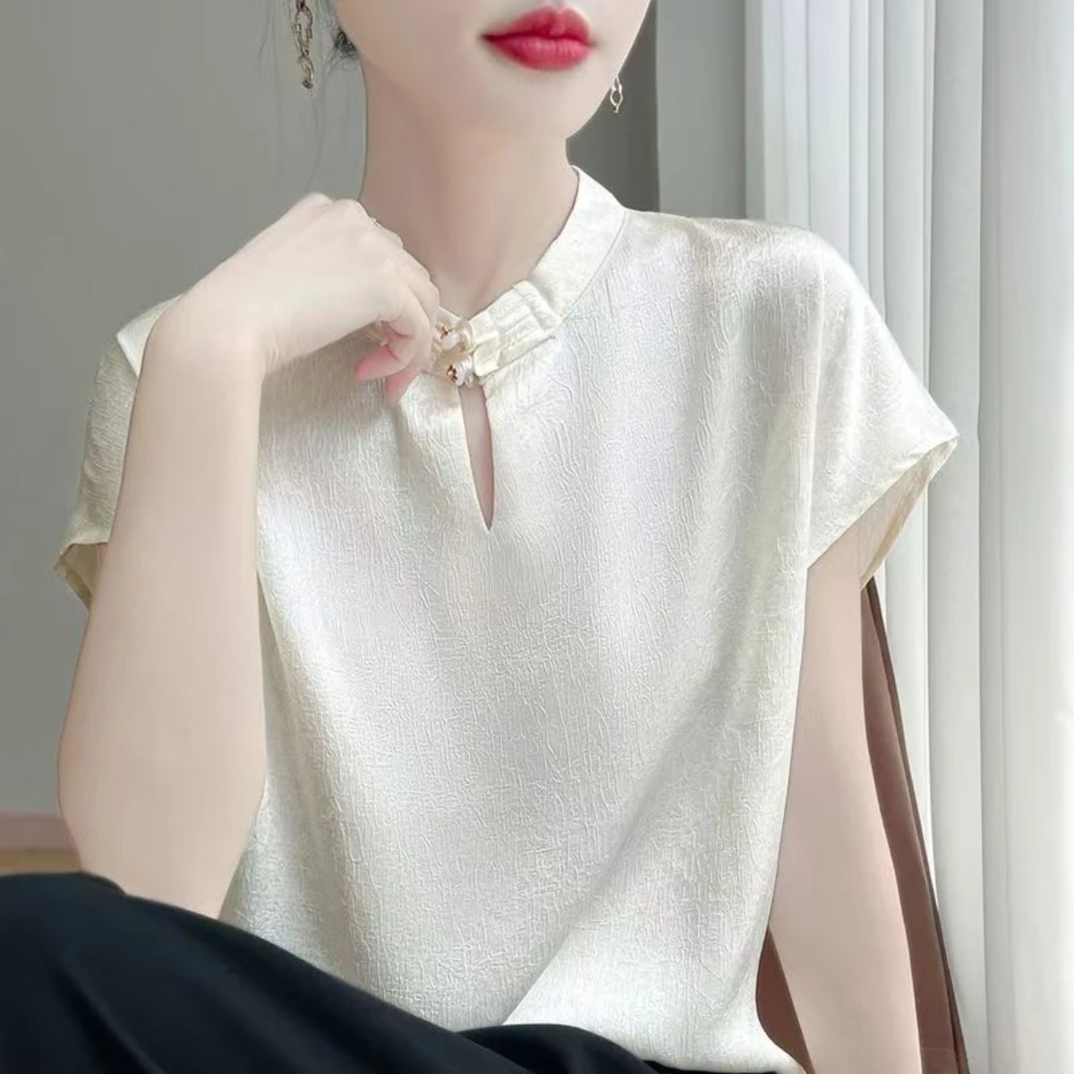 艾雅甄选女装短袖时尚宽松上衣