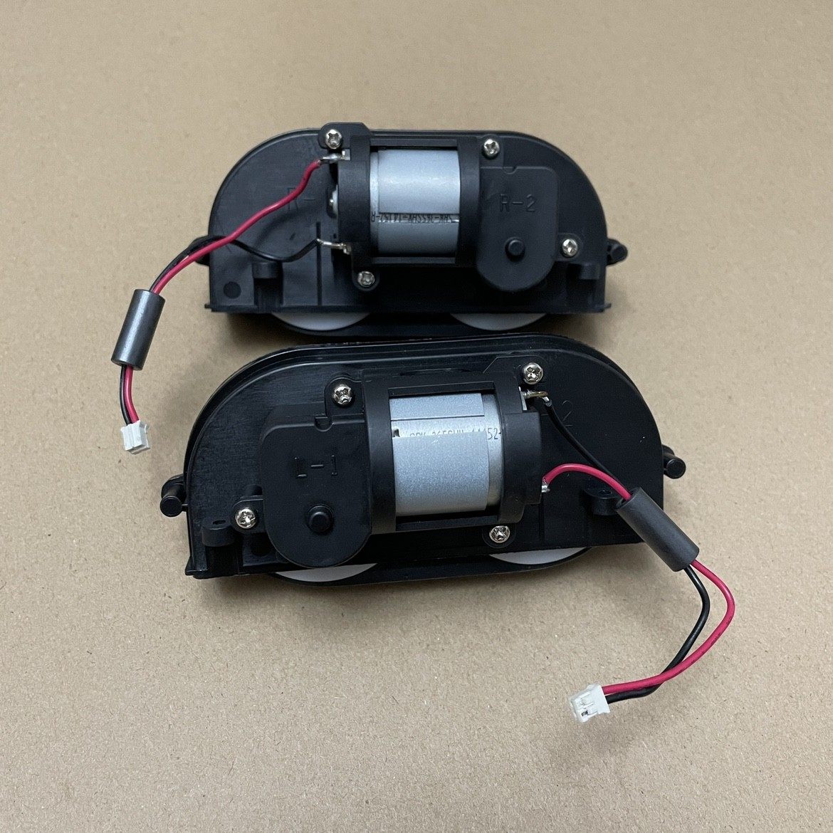 rophier罗弗尔CC903 CC906自动擦窗机器人滚动轮 配件 科语驱动轮