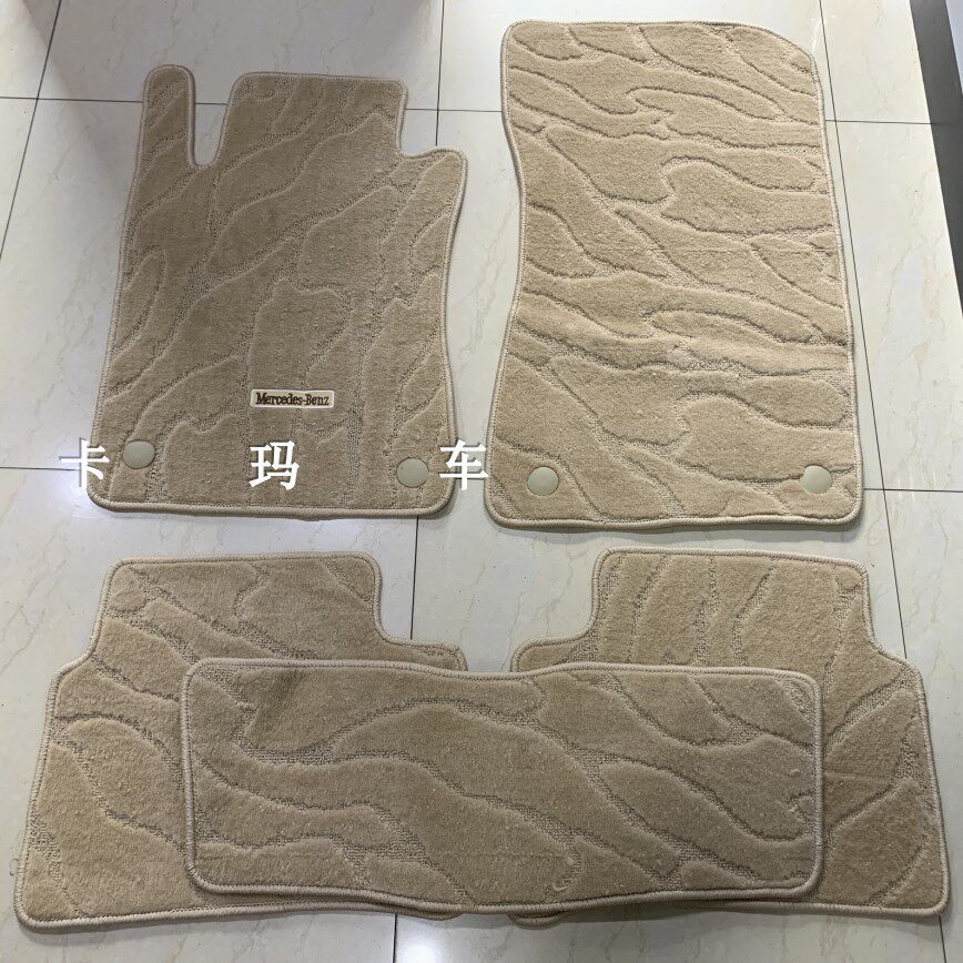 适用於宾士E级W212地毯E260L脚垫E300L地毡E200L绒毛毯垫W211脚垫
