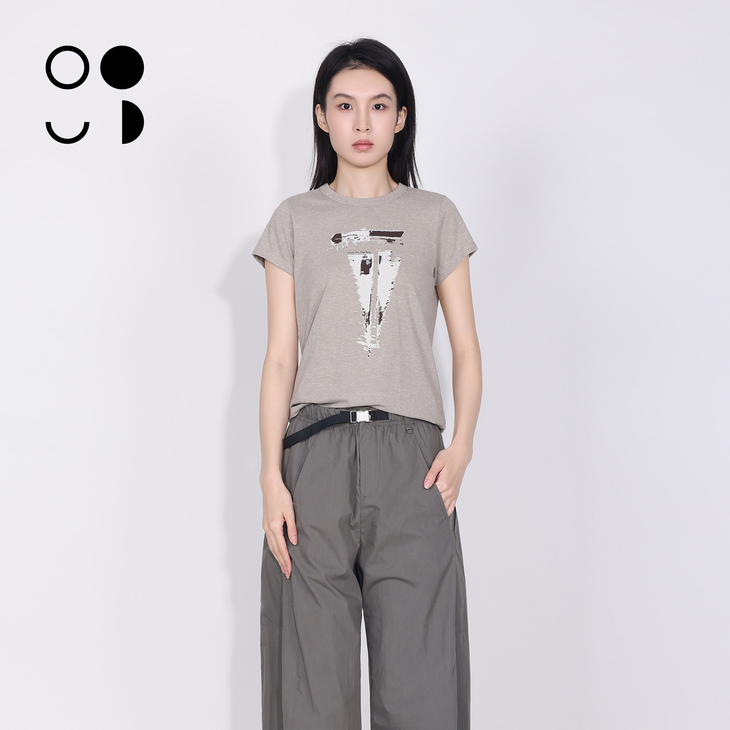WZWJ/未知未觉简约复古印花圆领T恤女宽松显瘦基础上衣W621T19553图片