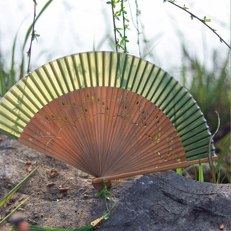 新中式国风女扇旗袍汉服扇子草绿渐变折扇新娘晨袍折叠扇子舞蹈扇,居家日用,扇子,淘宝优惠券,粉丝福利购,淘宝优惠卷