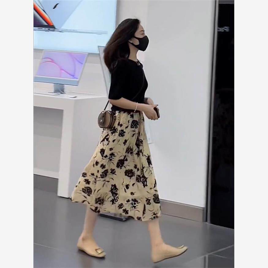 碎花半身裙女夏大码中长款气质垂感大摆显瘦a字裙t百褶印花雪纺裙
