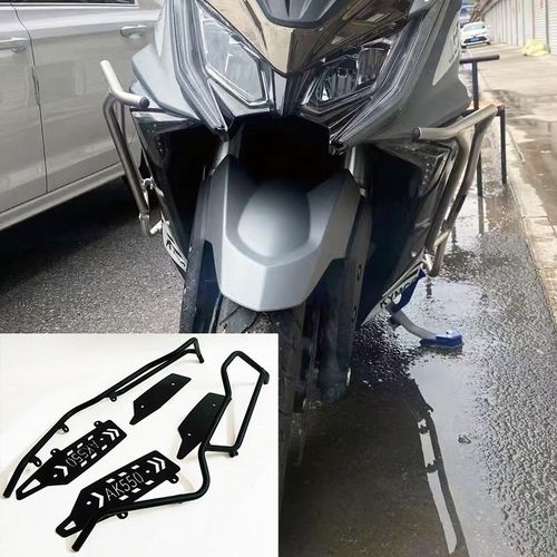 适用于光阳AK550改装护杠 ak500 护杠保险杠车身防摔杆带射灯护杠