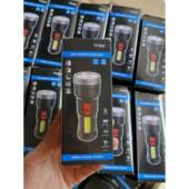 户外多功能手电筒 可照射300米 强大到忍不住自留 出口49美金