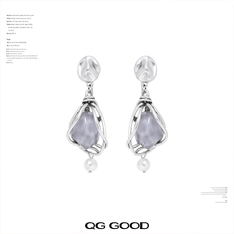 QG原创设计感肌理感白色树脂耳环925银针耳钉秋冬高级感耳饰女ins