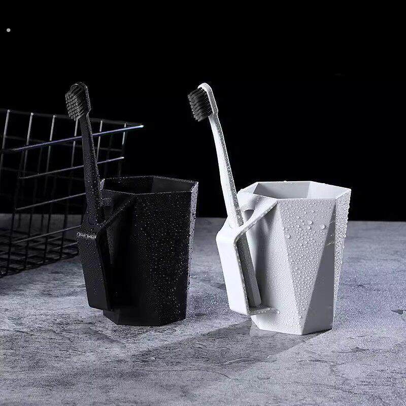 漱口杯子高颜值家用刷牙杯情侣款创意牙杯一对高级的牙刷置物架子