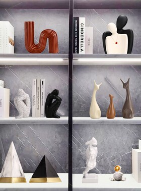 现代客厅电视柜创意抽象人物雕塑室示柜书柜装饰品