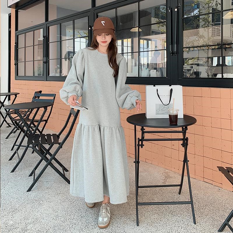 长款过膝卫衣连衣裙女2024春季新款胖mm宽松简约鱼尾减龄a字裙子