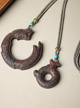 达拉芽庄沉香平安龙凤呈祥老料油脂挂件脖挂单面雕刻沉香木项链