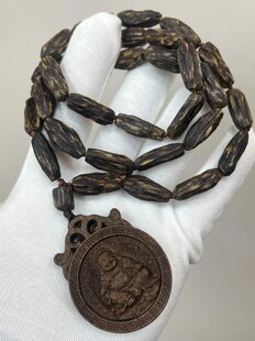 笑脸弥勒佛吊坠越南芽庄黑棋沉香项链