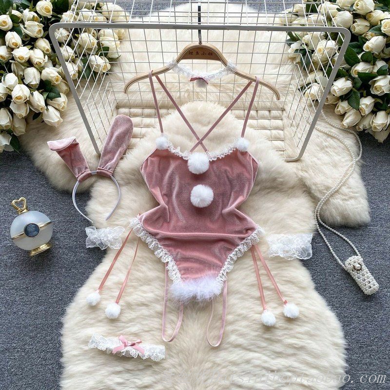 晴趣内衣女性感开档免脱连体衣新年圣诞装挑逗修身兔女郎制服套装