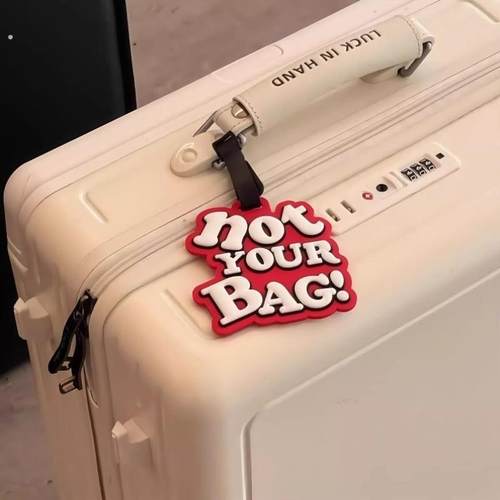 【行李箱的好搭子！】美式英文行李牌防丢硅胶托运牌旅游牌识别牌