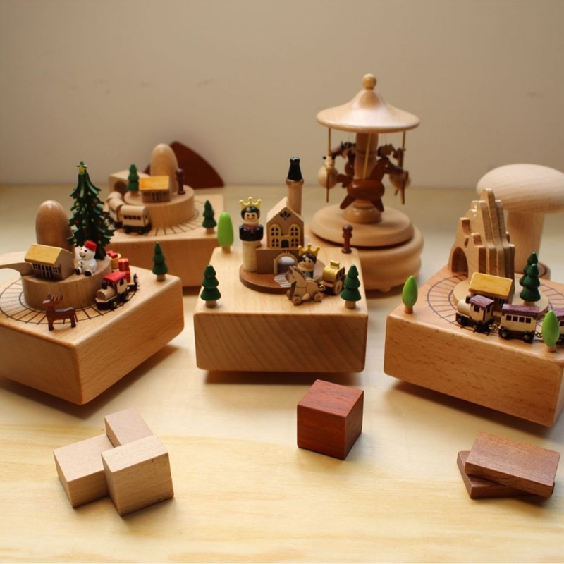 木八音盒旋木马木质火车家居工艺品生日品