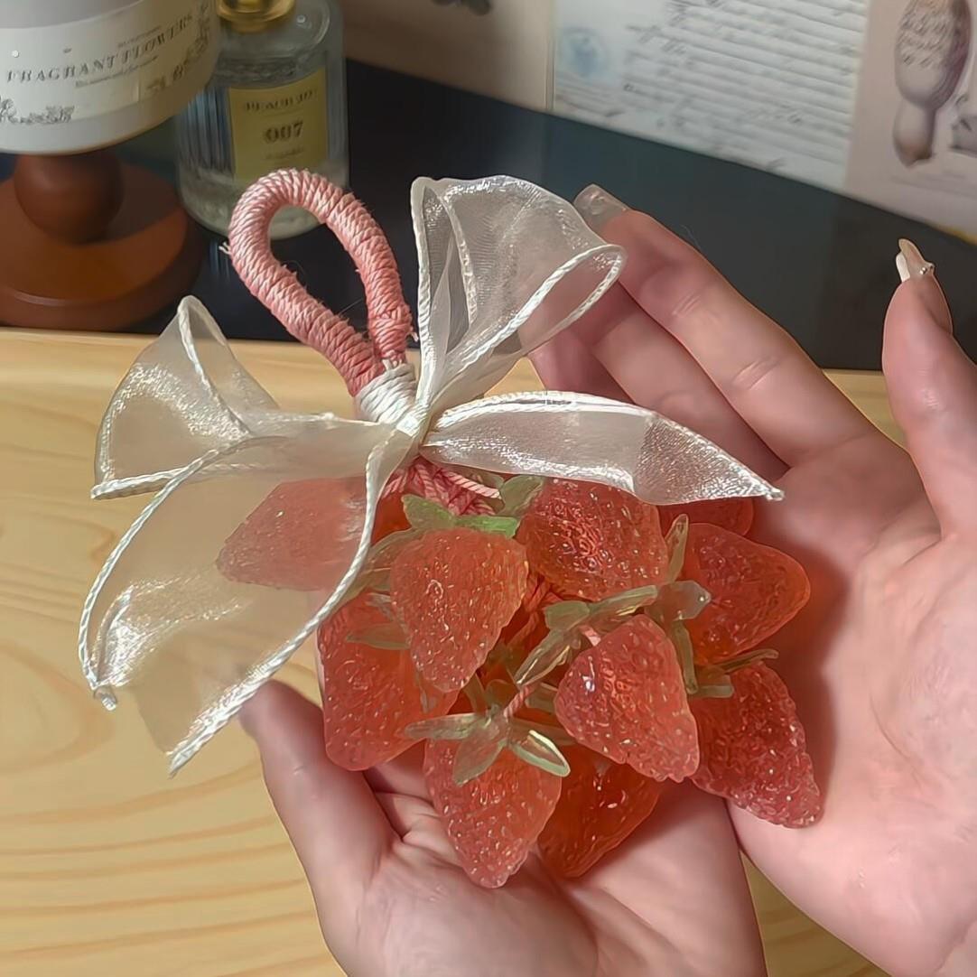 草莓葡萄肥皂串手工结婚伴手礼香薰挂件送女朋友闺蜜生日礼物