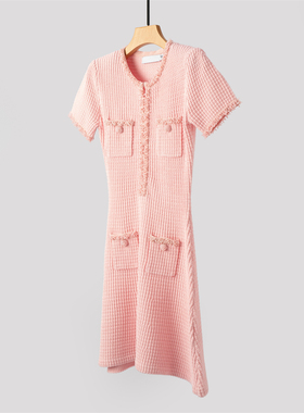 甜美千金风~25春夏Sp*粉红色珍珠饰边圆领法式小香风针织连衣裙女