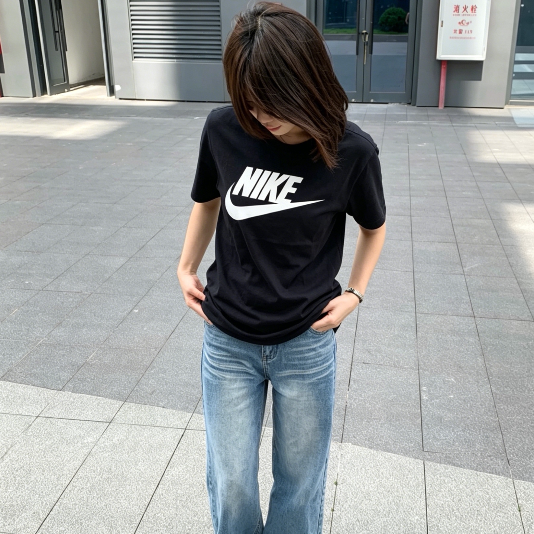 Nike耐克女装夏季棉短袖T恤图片
