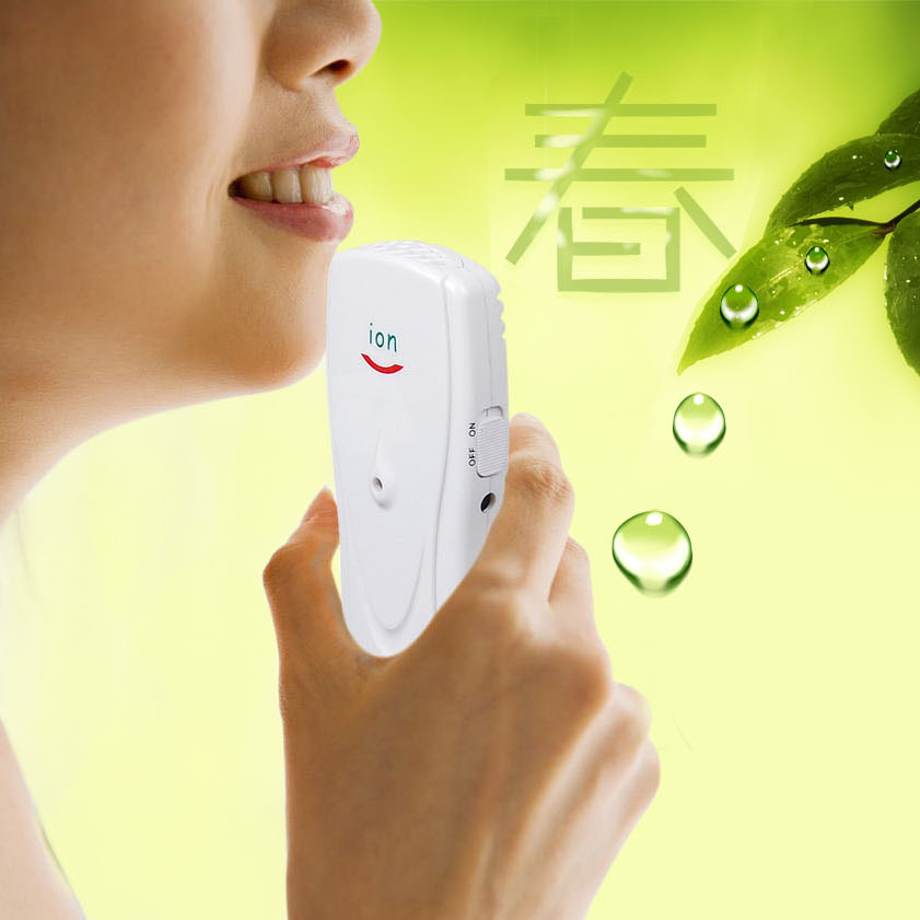 随身携带挂脖空气净化器 负离子处臭氧空气清新USB充电锂电池