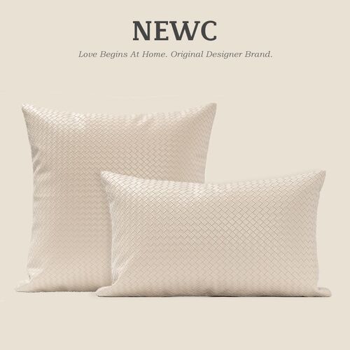 C新宸优品 科技布皮质抱枕沙发米白色艺术编织靠垫