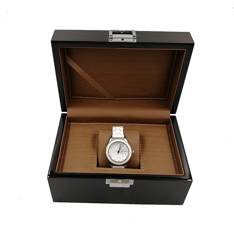高送礼带锁礼品盒男女手表盒木盒包装单个烤漆收纳手表盒子