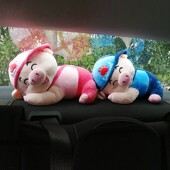 汽车载后窗挡风玻璃竹炭包公仔猪车内去甲醛活性炭包抱枕