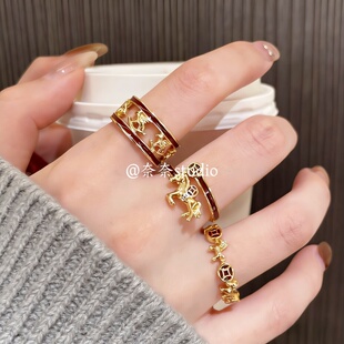 马上有钱~本命年金色小马戒指女新年轻奢高级叠戴食指戒开口指环