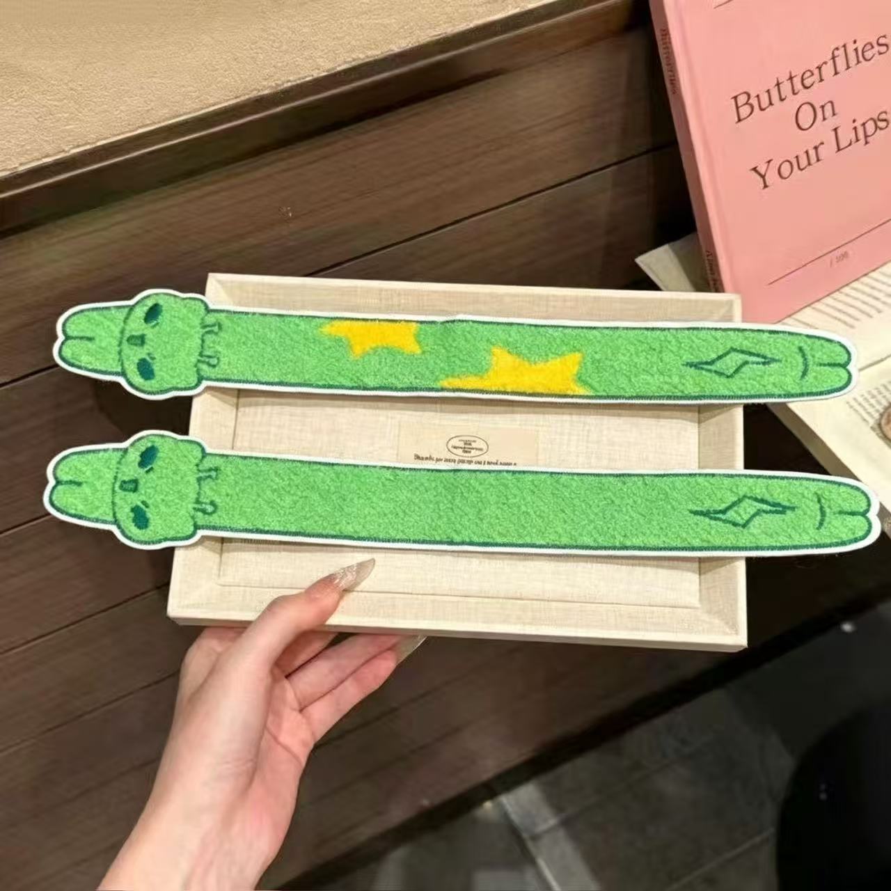 可爱长条动物腊肠狗碎发贴洗脸刘海贴丸子头两用发箍甜美可爱发饰