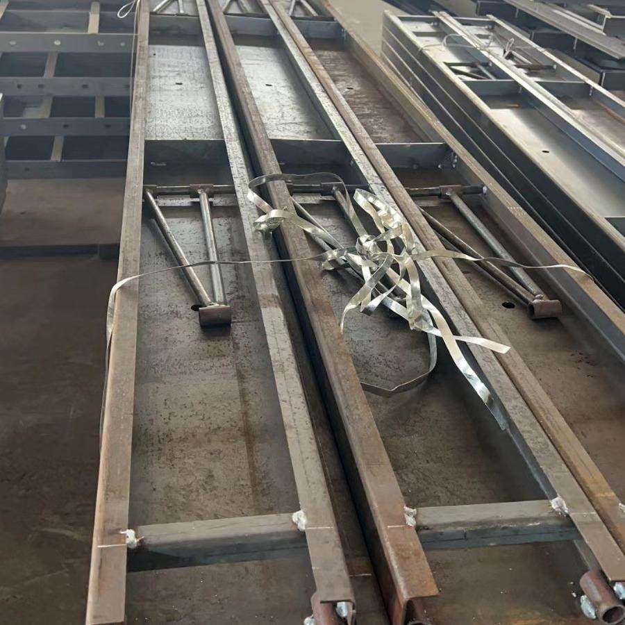 高铁防护栅栏精密钢模具异型防护栅栏模具厂家设计制作