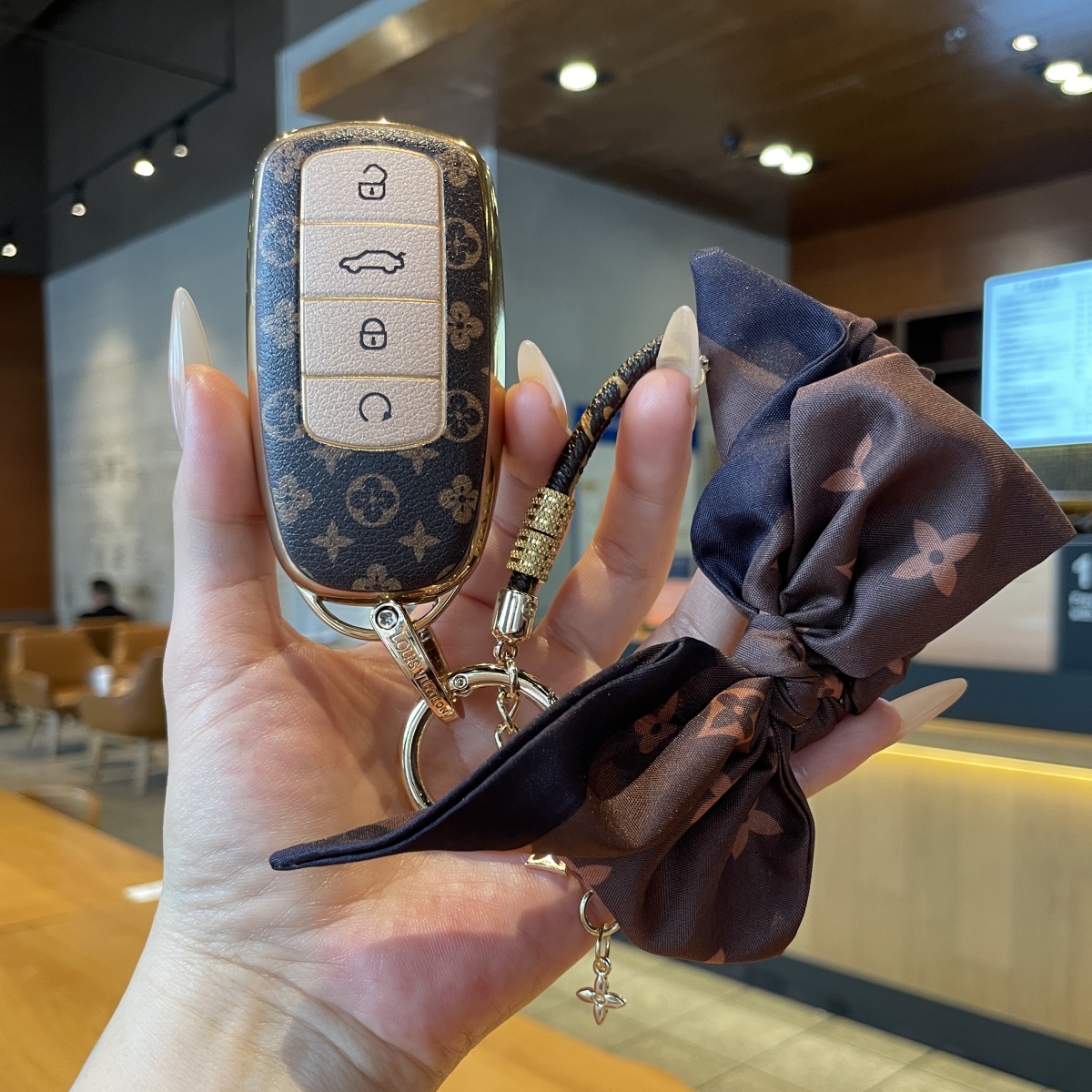 奇瑞瑞虎8pro钥匙套9车7plus壳8plus扣25款奇瑞风云a8 8l艾瑞泽8