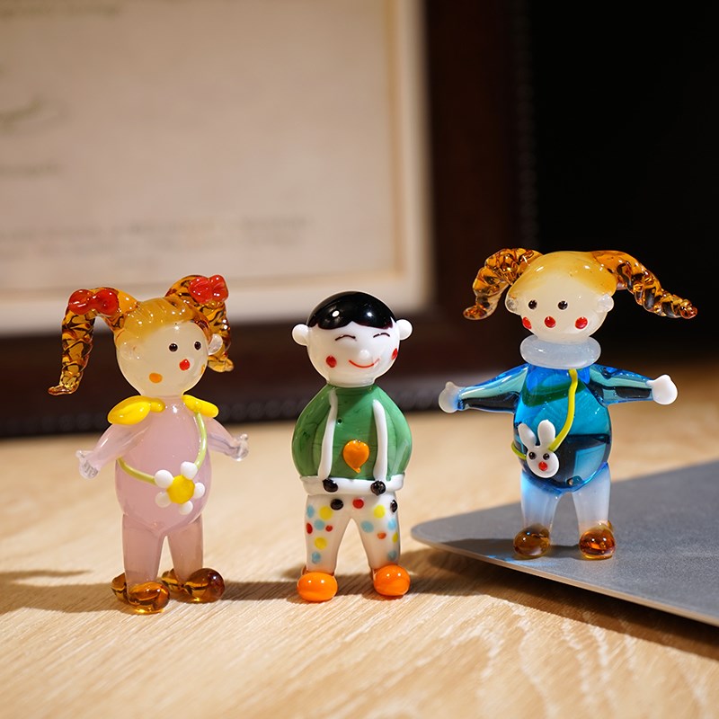 男女孩手工玻璃小摆件琉璃办公室电脑书柜桌面装饰工艺品公仔