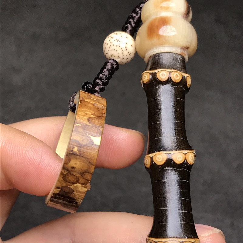 紫竹鞭牛角痒痒挠 紫竹不求人白牛角老头乐后背抓痒工具手把件