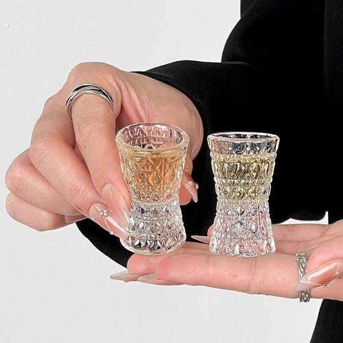 小酒杯玻璃杯家用高颜值洋酒杯烈酒杯小众设计感白酒杯一口杯