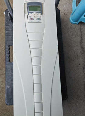 拆柜一台ABBACS550变频器功率3037kw型号议价