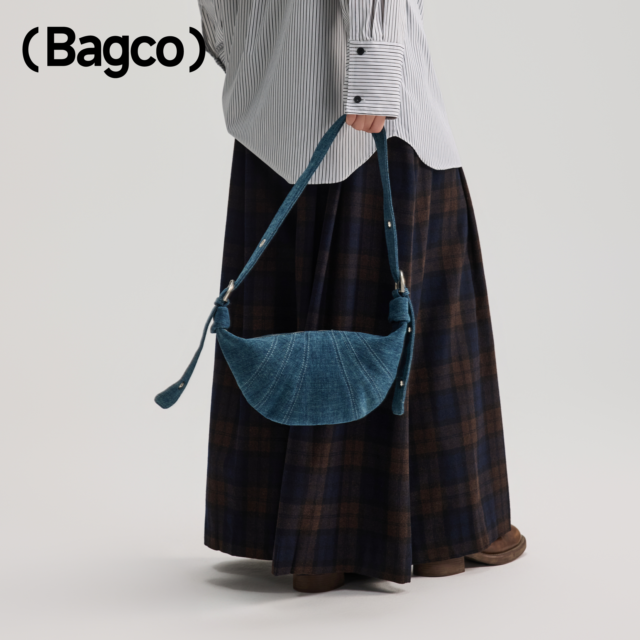 BAGCO牛角包女包单肩斜挎包百搭