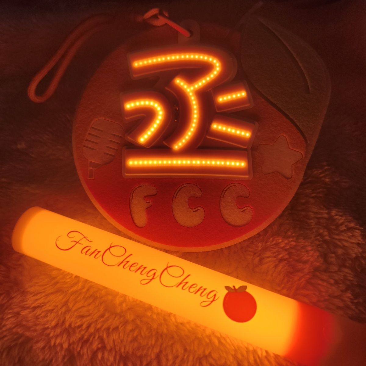 范丞丞cob胸牌魔改棒超亮应援棒演唱会定制荧光棒打call