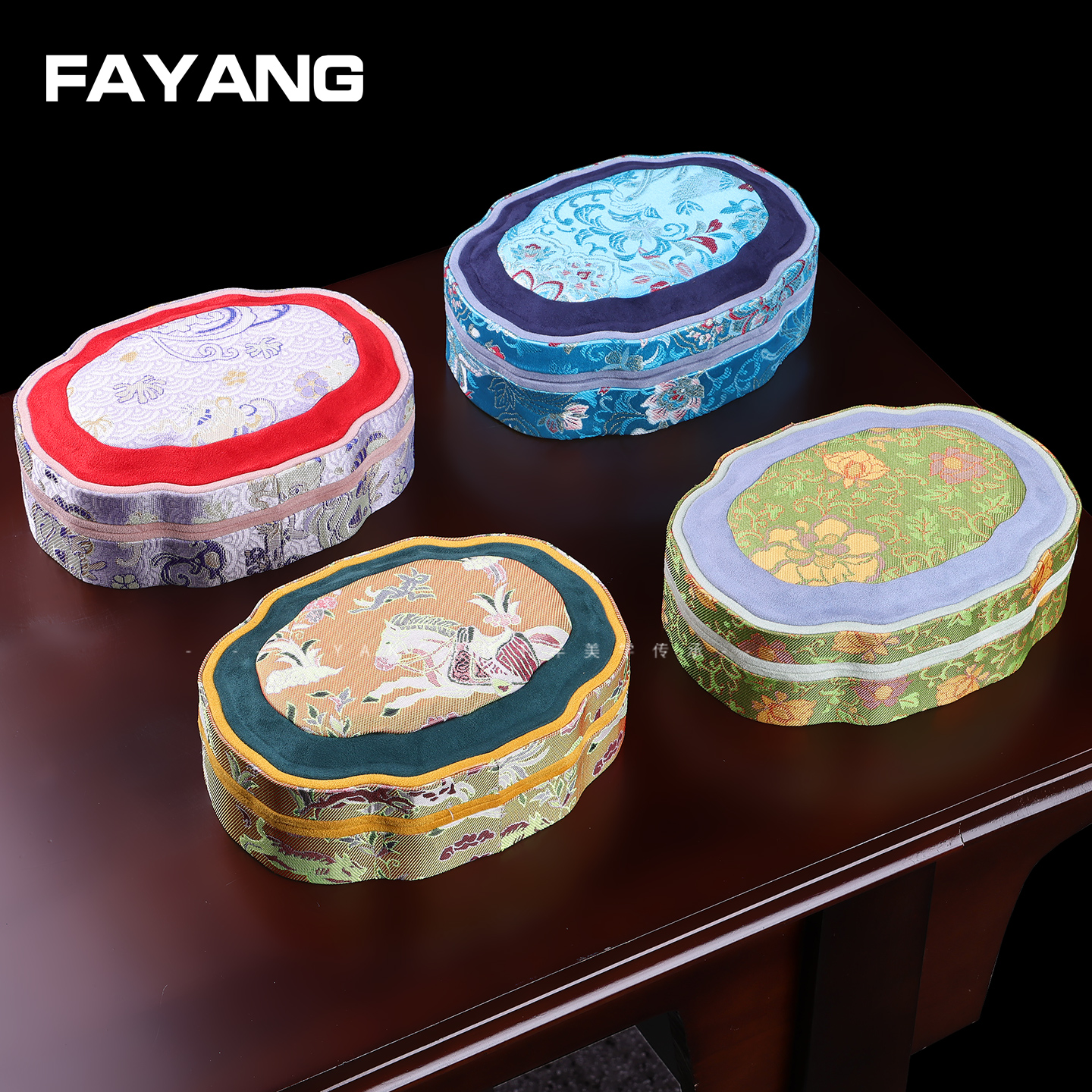 首饰盒手串盒带盖珠宝首饰收纳盒