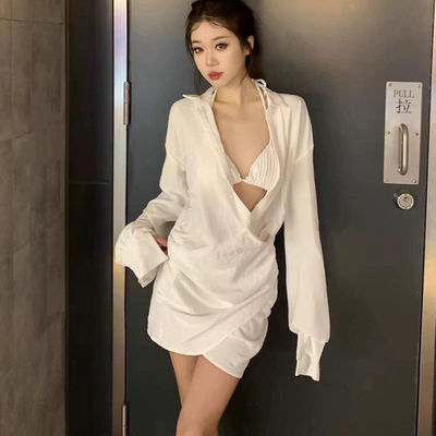 白衬衫南法风性感温泉度假泳衣女