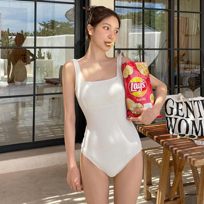 韩女ins感度假连体泳衣
