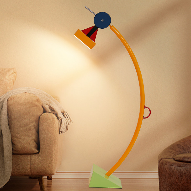 孟菲斯客厅落地灯设计师创意彩色几何氛围台灯全光谱护眼学习灯,家装灯饰光源,落地护眼灯,淘宝优惠券,粉丝福利购,淘宝优惠卷