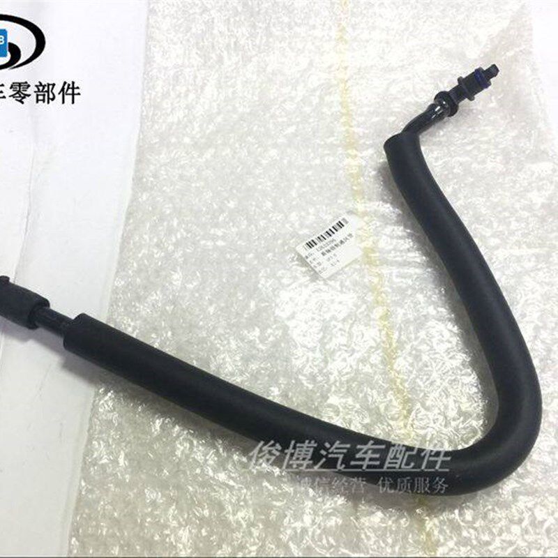 适用于新君越3.0曲轴箱强制通风管气门室盖废气管通风管软胶管