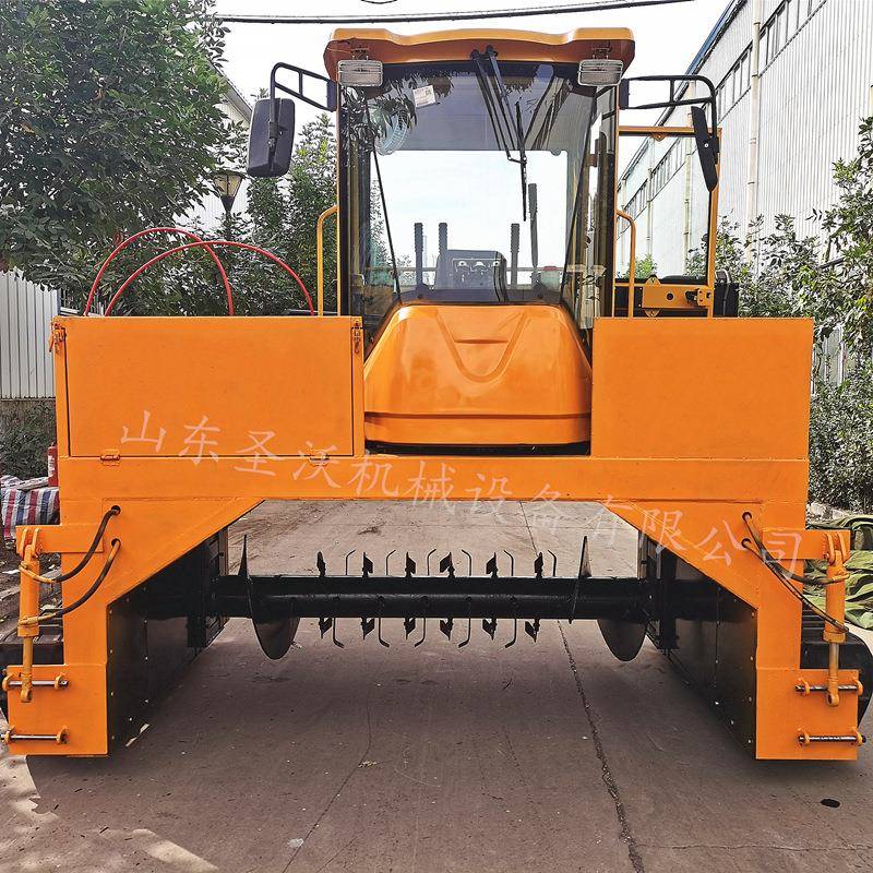 山西鸡粪发酵有机肥翻堆机羊粪牛粪履带式翻抛机