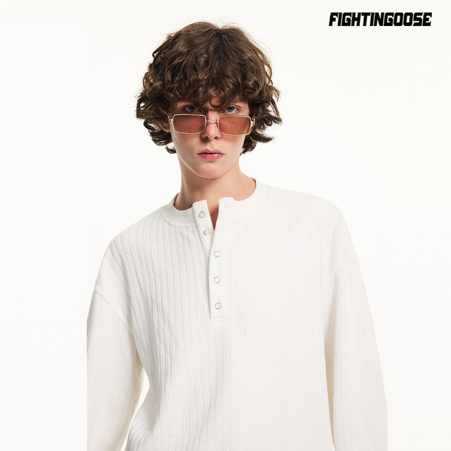 老钱风条纹肌理感亨利领条纹t