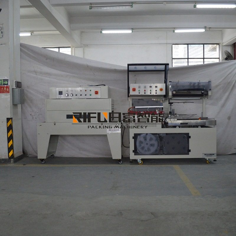 全自动膜包设备 纸箱盒快餐餐具盒塑封热缩机 爽肤水膜覆膜包装机