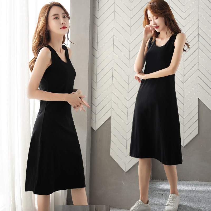 大码黑色吊带打底连衣裙女春季新款无袖小黑裙显瘦a字背心裙长裙